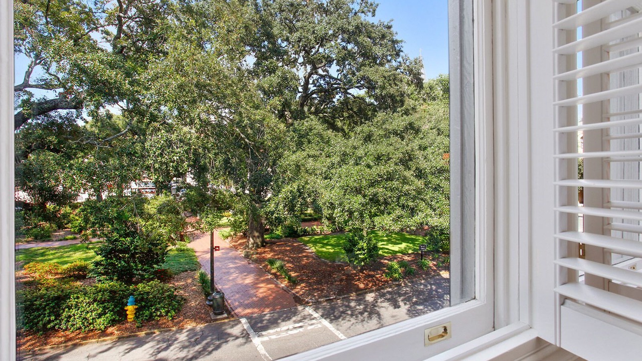 Photo of Others in Historic District - North