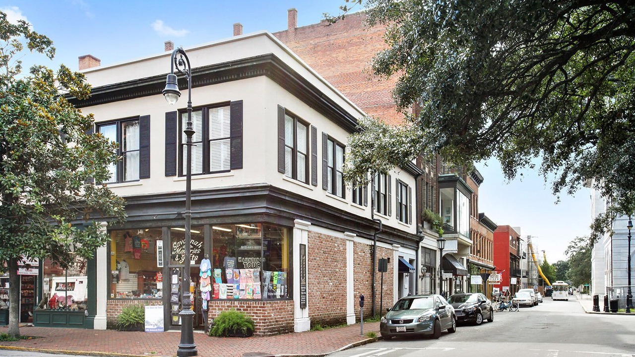 Photo of Others in Historic District - North