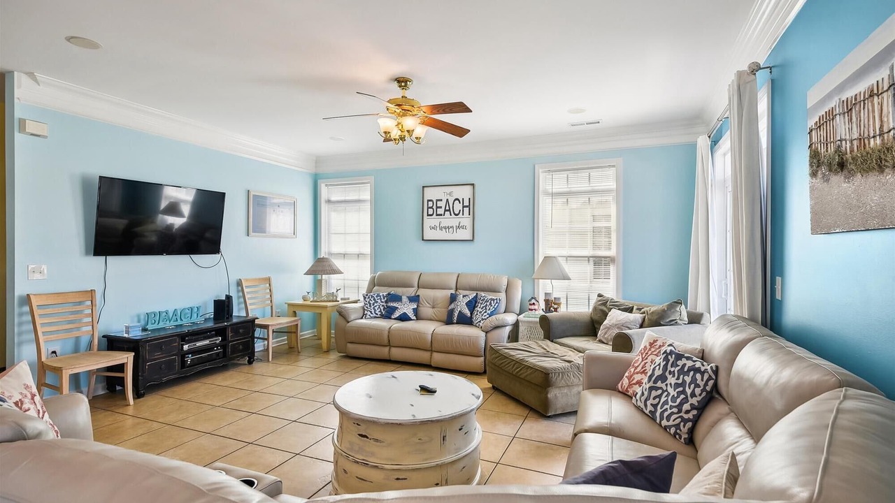 Photo of Livingroom in Cherry Grove Beach