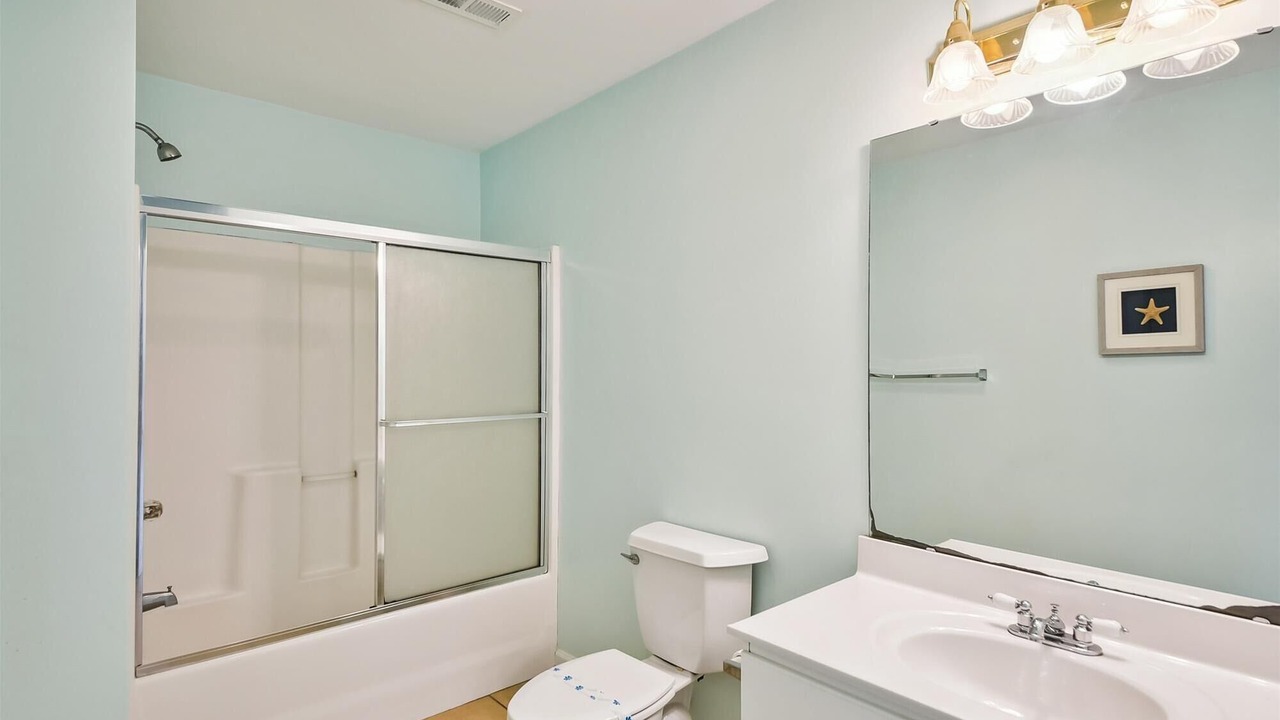 Photo of Bathroom in Cherry Grove Beach