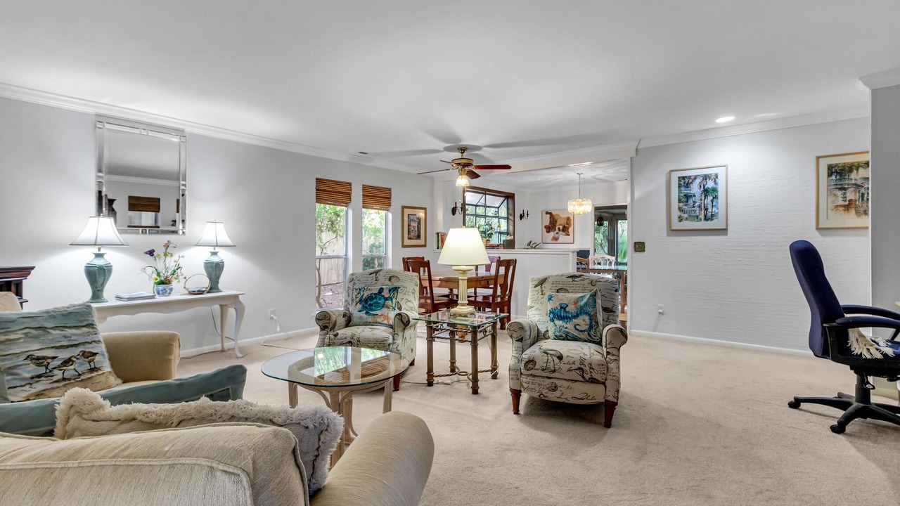 Photo of Livingroom in North Forest Beach