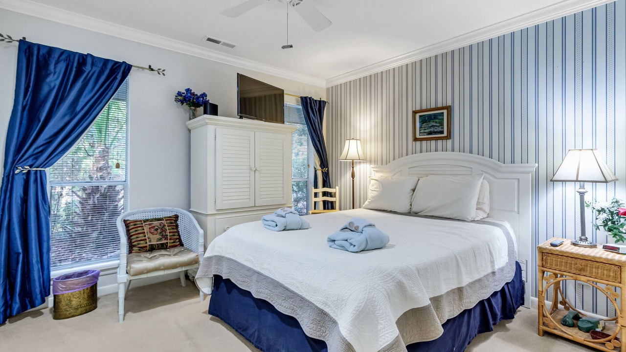 Photo of Bedroom in North Forest Beach