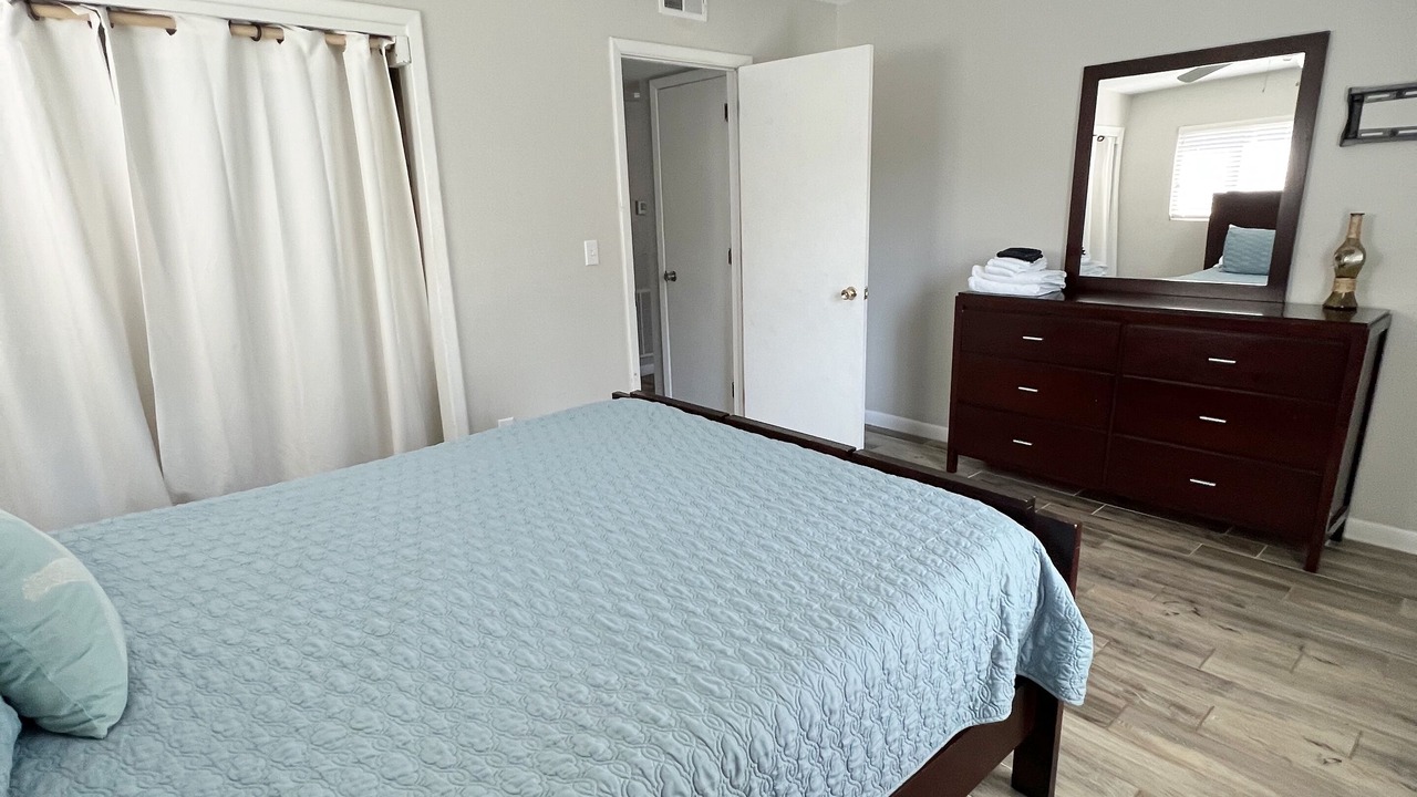 Photo of Bedroom in Scanlonville