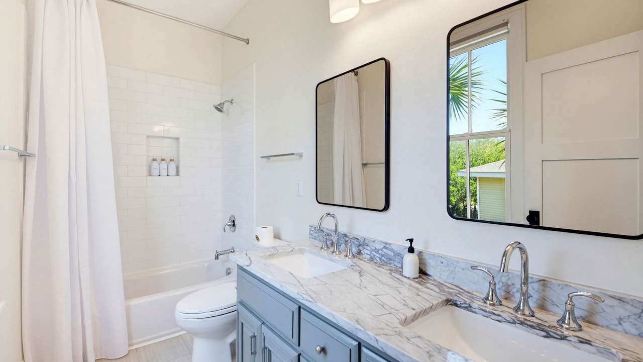 Photo of Bathroom in Isle of Palms