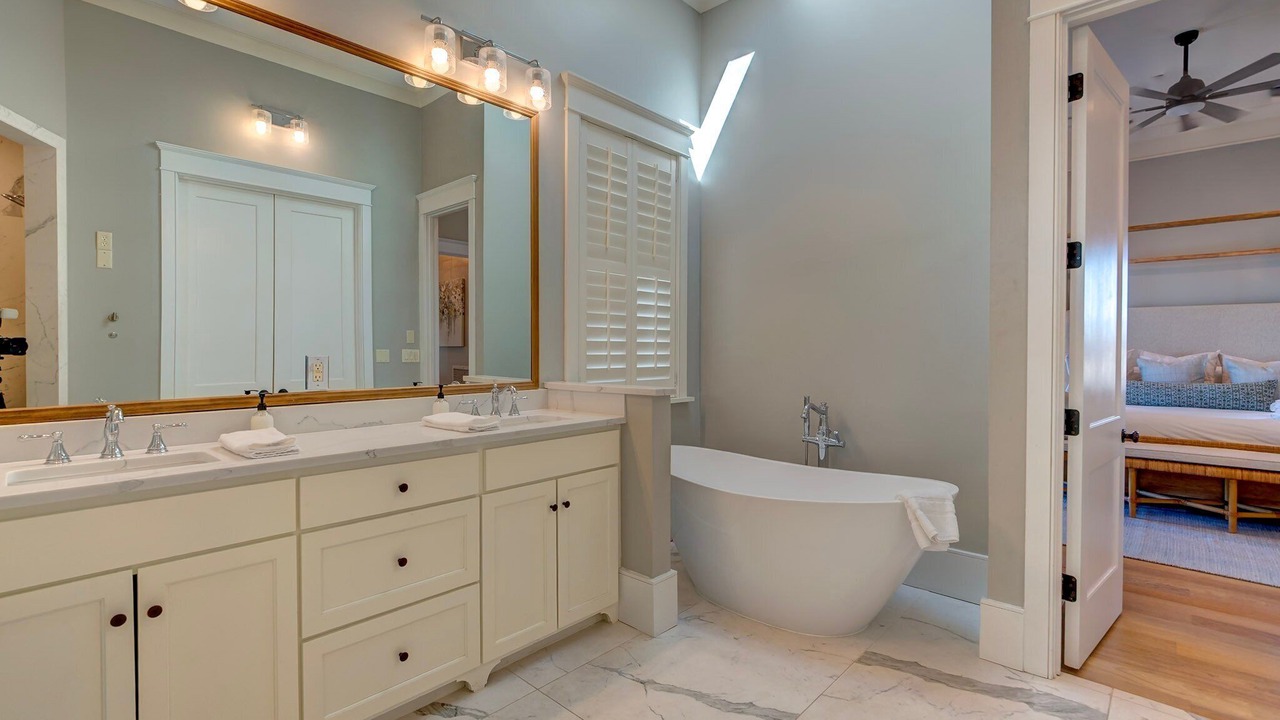 Photo of Bathroom in Isle of Palms