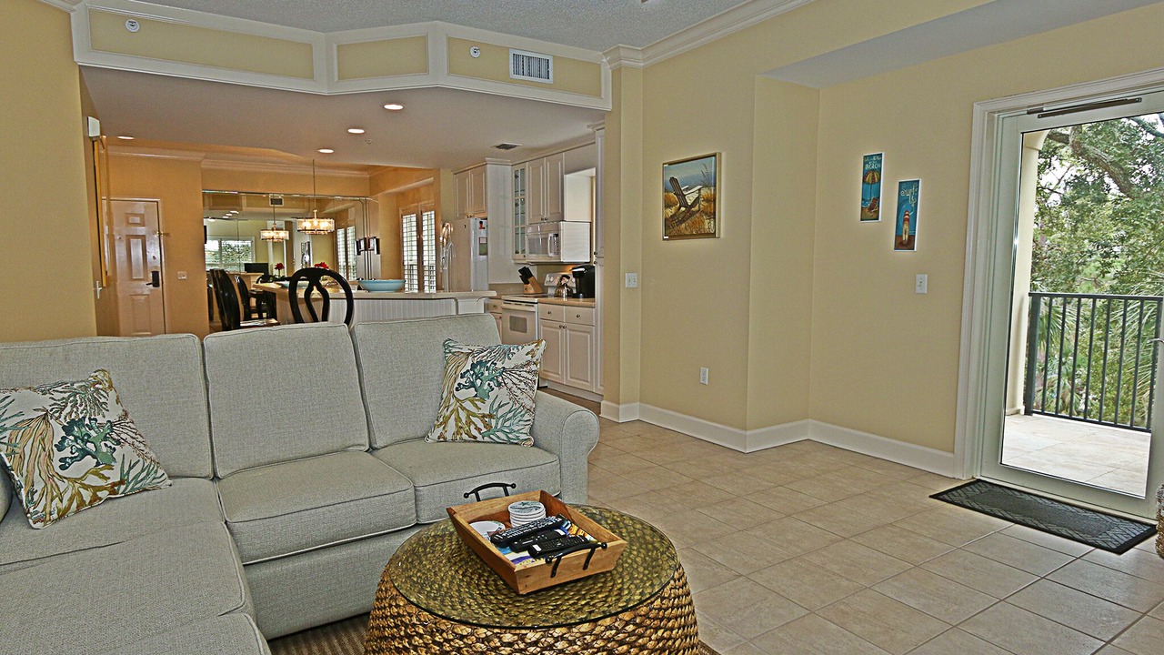 Photo of Livingroom in North Forest Beach
