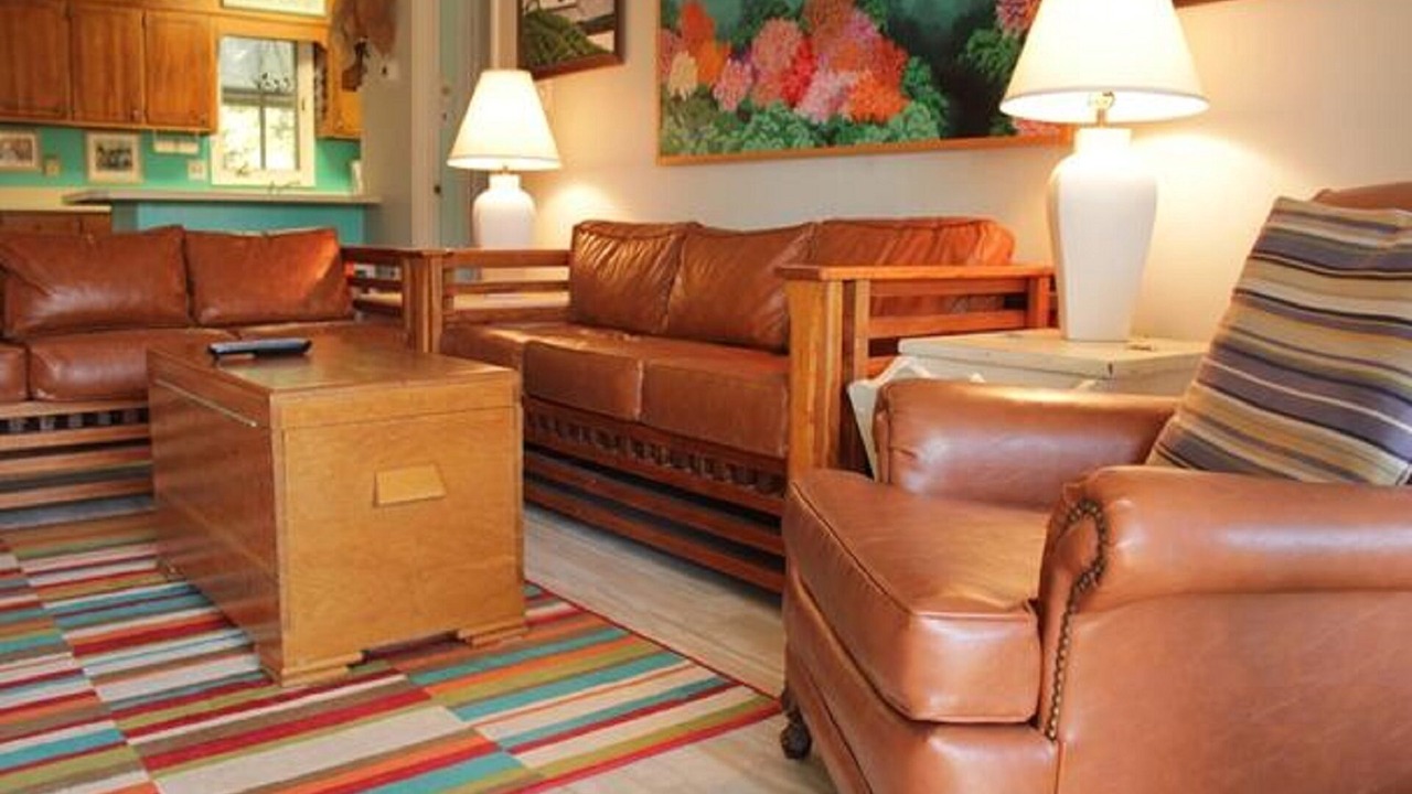 Photo of Livingroom in Long Bay Estates