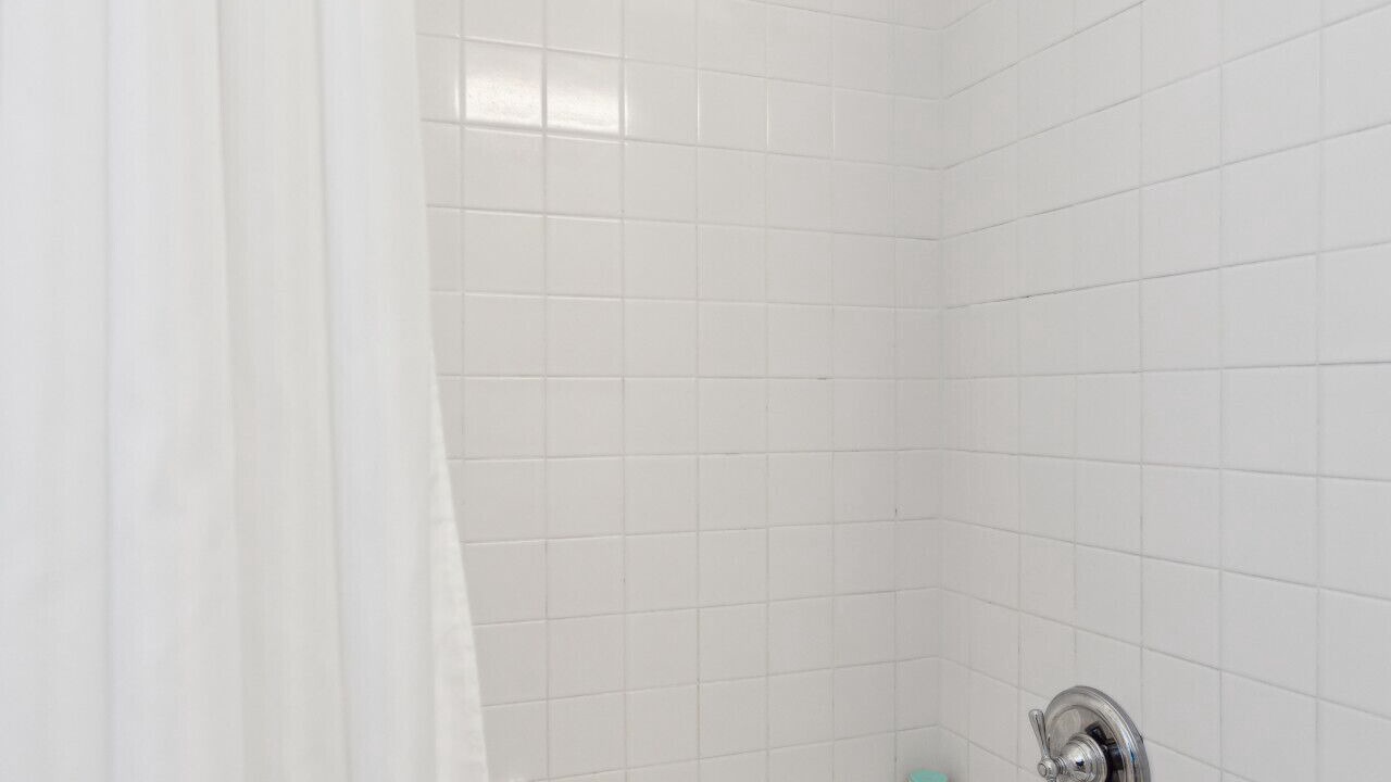 Photo of Bathroom in Cannonborough Elliotborough