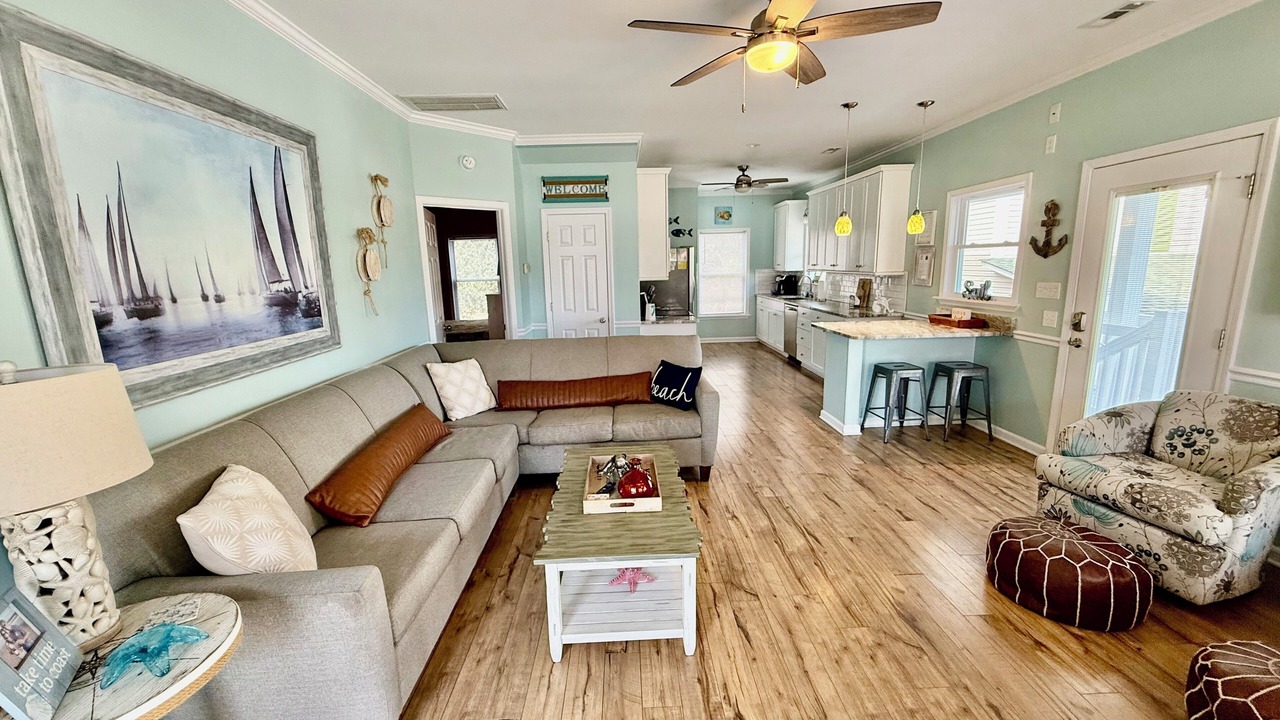 Photo of Livingroom in Surfside Beach