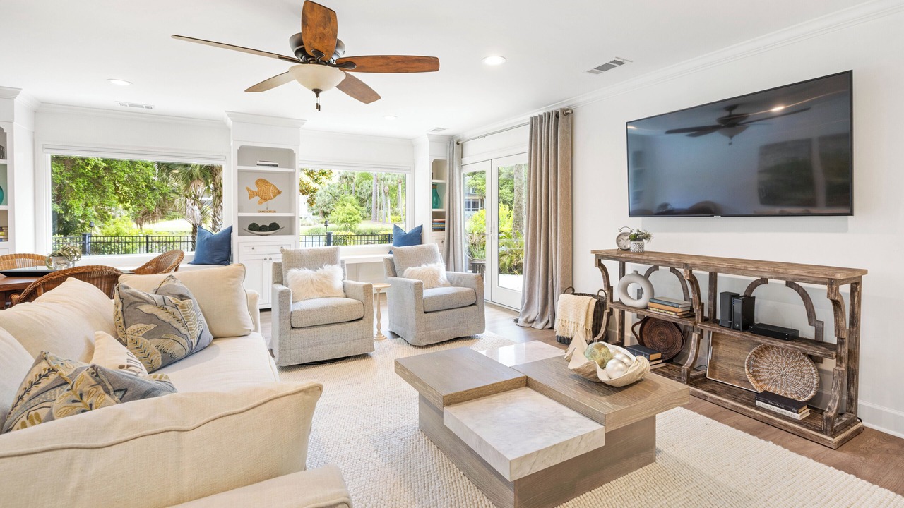 Photo of Livingroom in Sea Pines