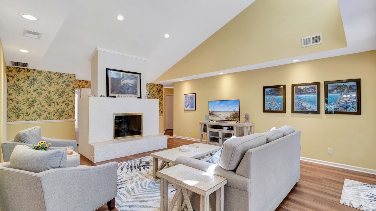 Photo of Livingroom in Sea Pines