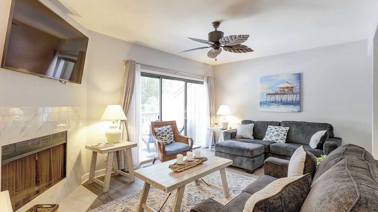 Photo of Livingroom in Shipyard Plantation