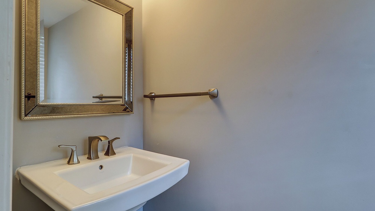 Photo of Bedroom in Shipyard Plantation