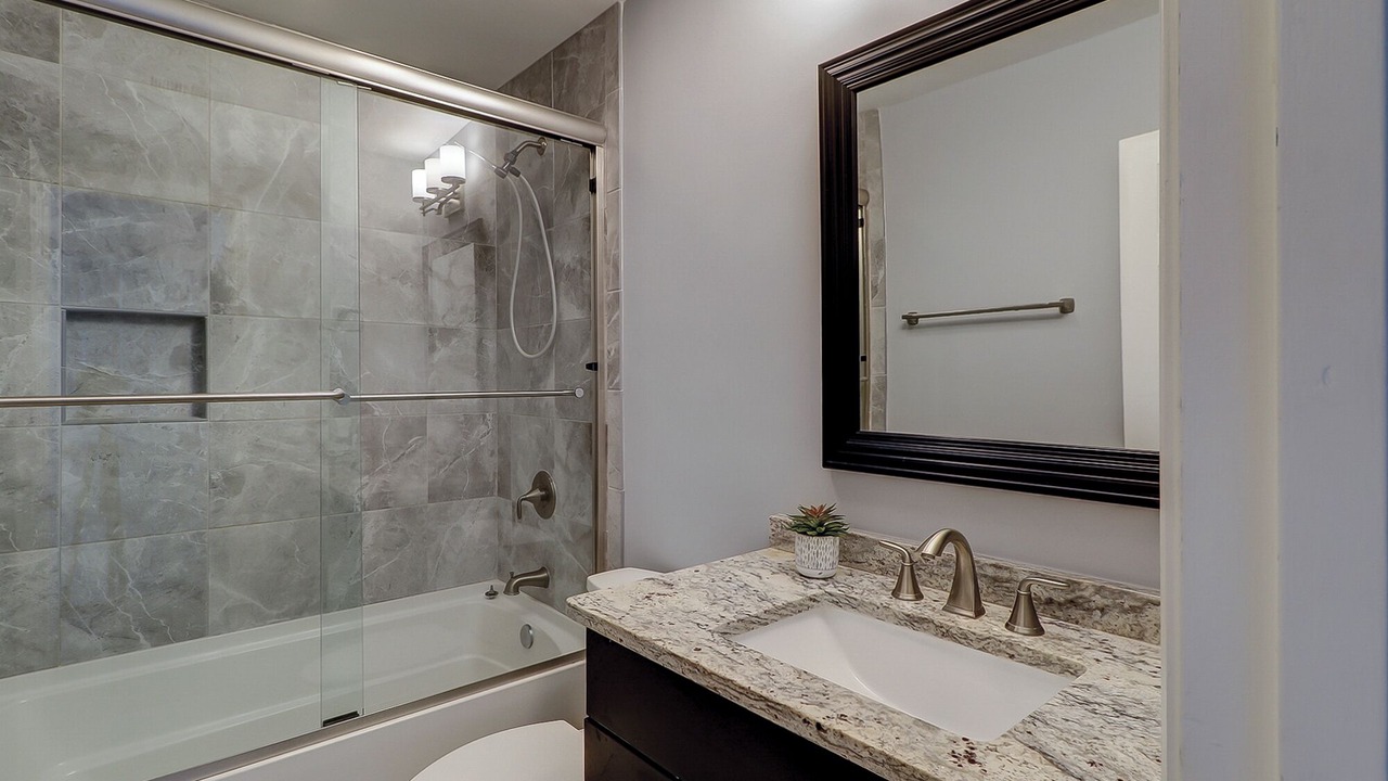 Photo of Bathroom in Shipyard Plantation
