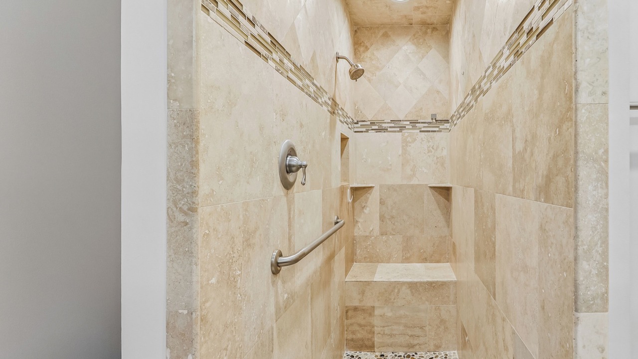 Photo of Bathroom in Heritage Woods