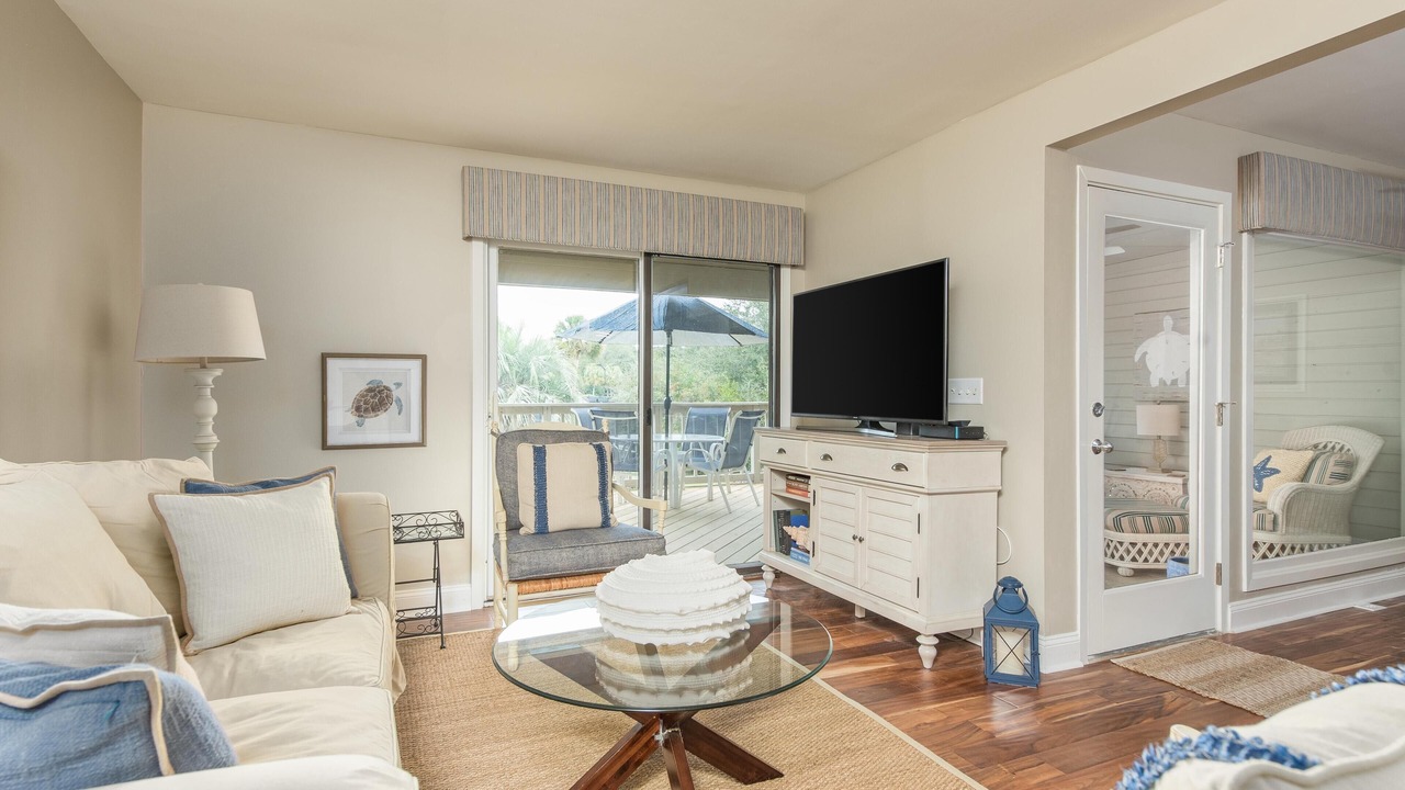 Photo of Livingroom in Seabrook Island