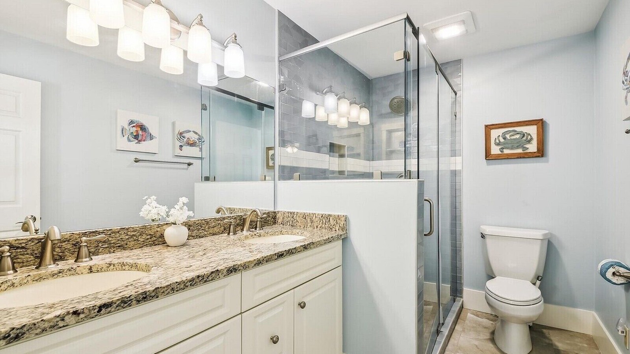 Photo of Bathroom in South Beach