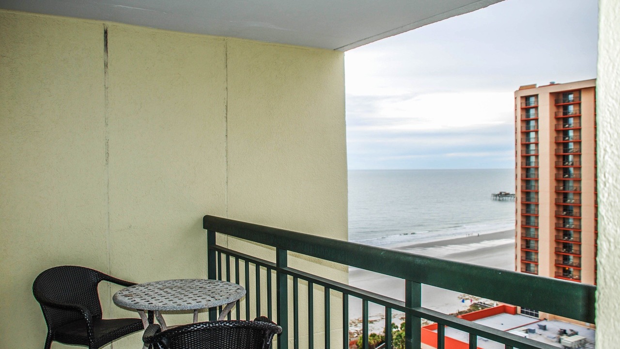 Photo of Patio Balcony in Arcadian Shores