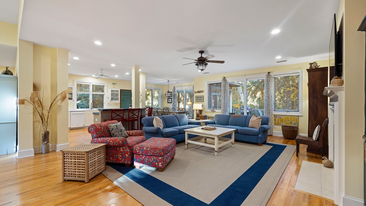 Photo of Livingroom in West Beach