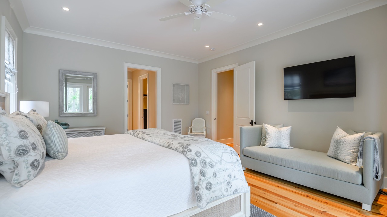 Photo of Bedroom in Vanderhorst Plantation