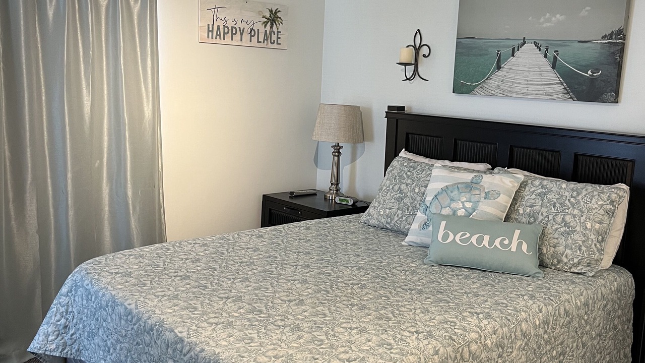 Photo of Bedroom in Crescent Beach