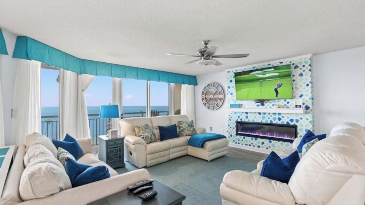 Photo of Livingroom in Windy Hill