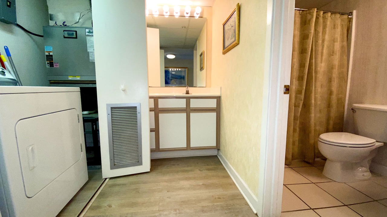 Photo of Bathroom in Ocean Drive