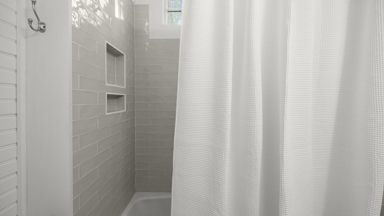 Photo of Bathroom in Sullivan's Island