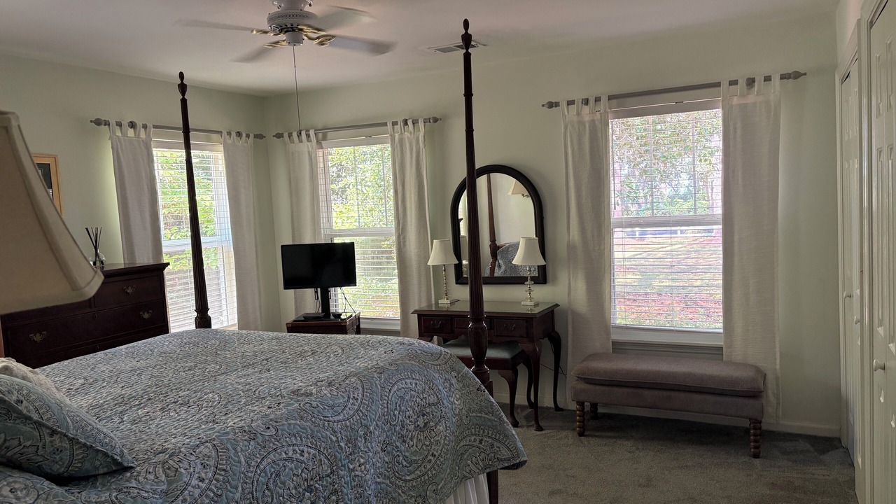 Photo of Bedroom in Beaufort