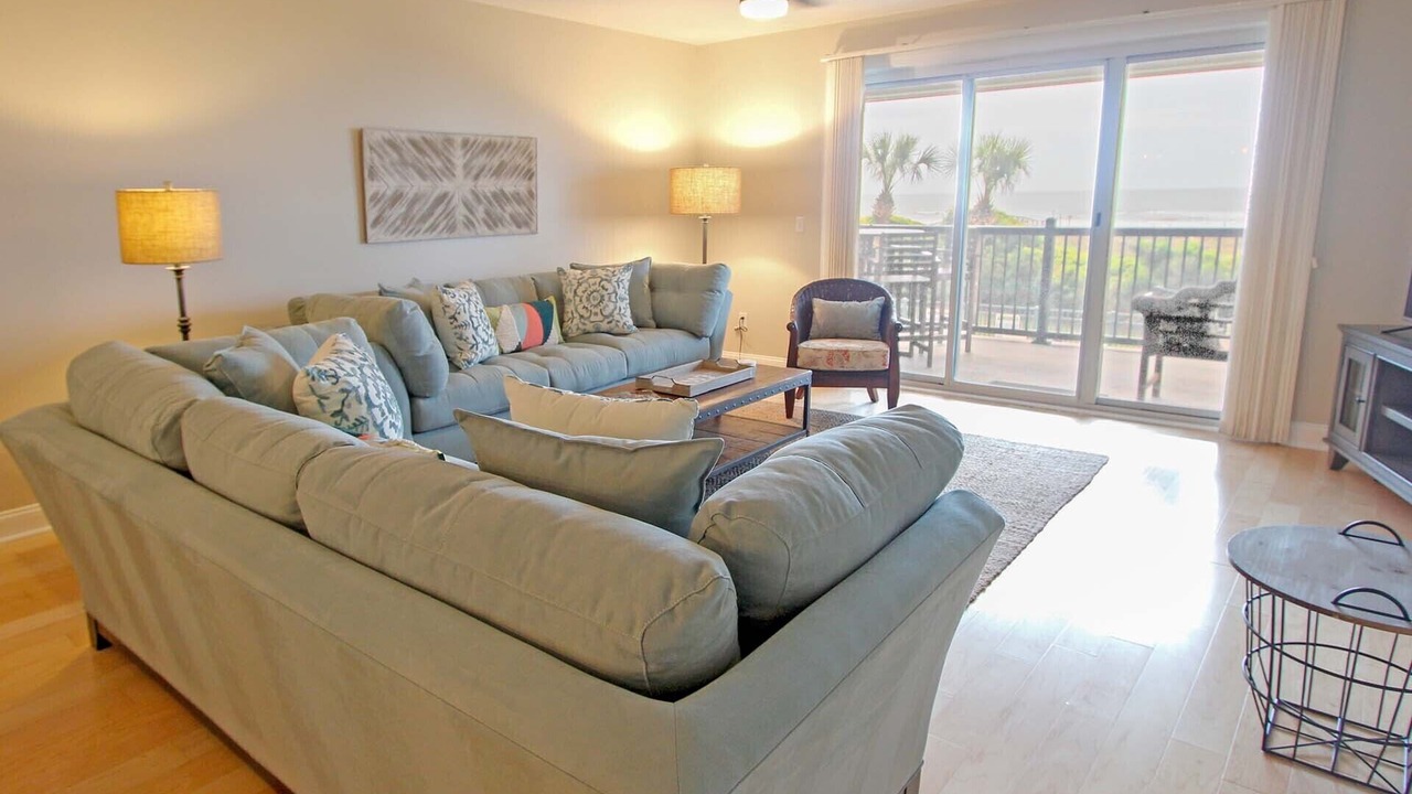 Photo of Livingroom in Isle of Palms