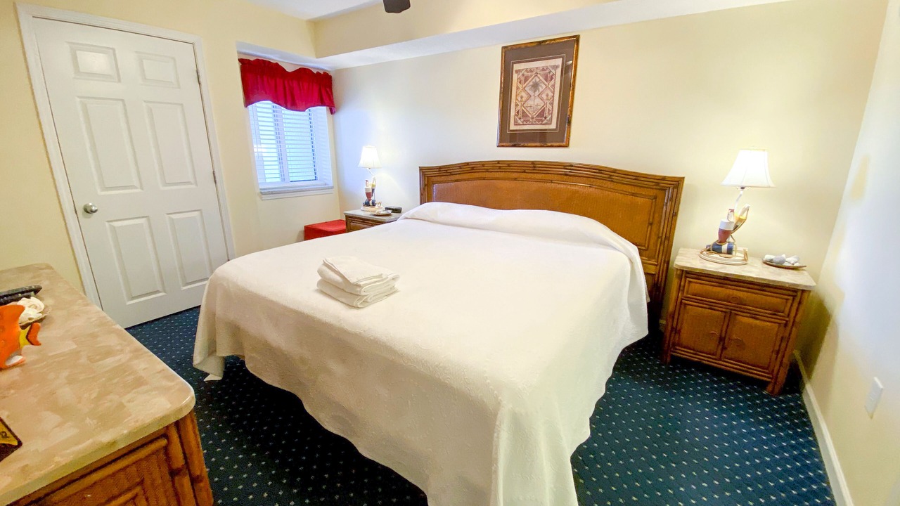 Photo of Bedroom in Crescent Beach