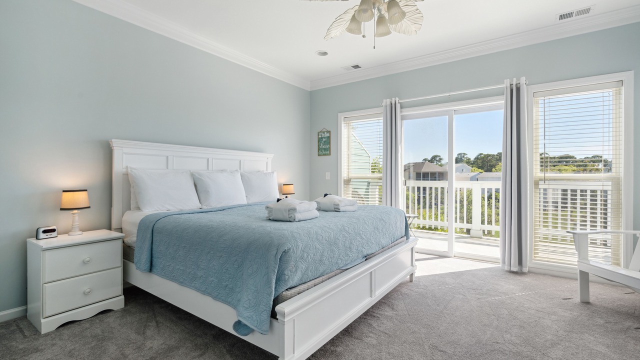 Photo of Patio Balcony in Waters Edge