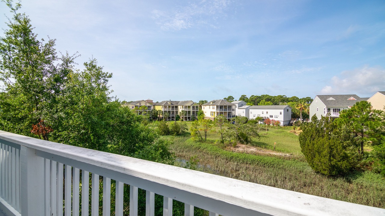 Photo of Patio Balcony in Waters Edge