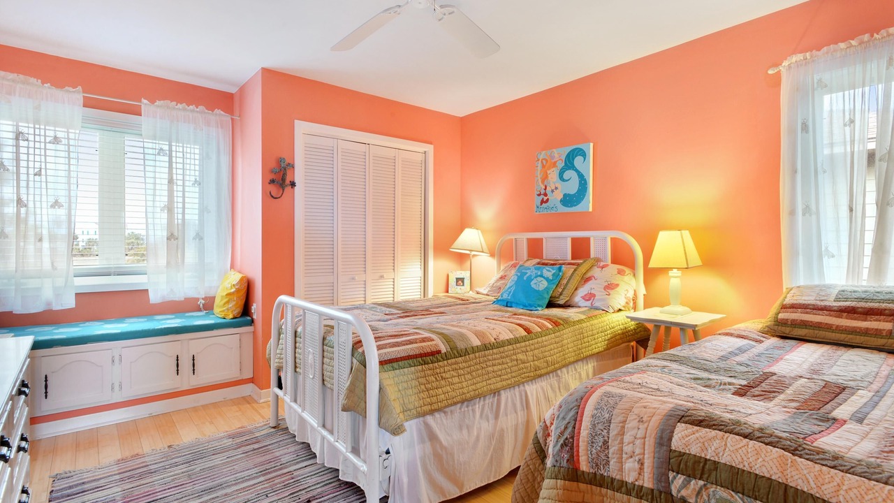 Photo of Bedroom in Oceanmarsh Subdivision