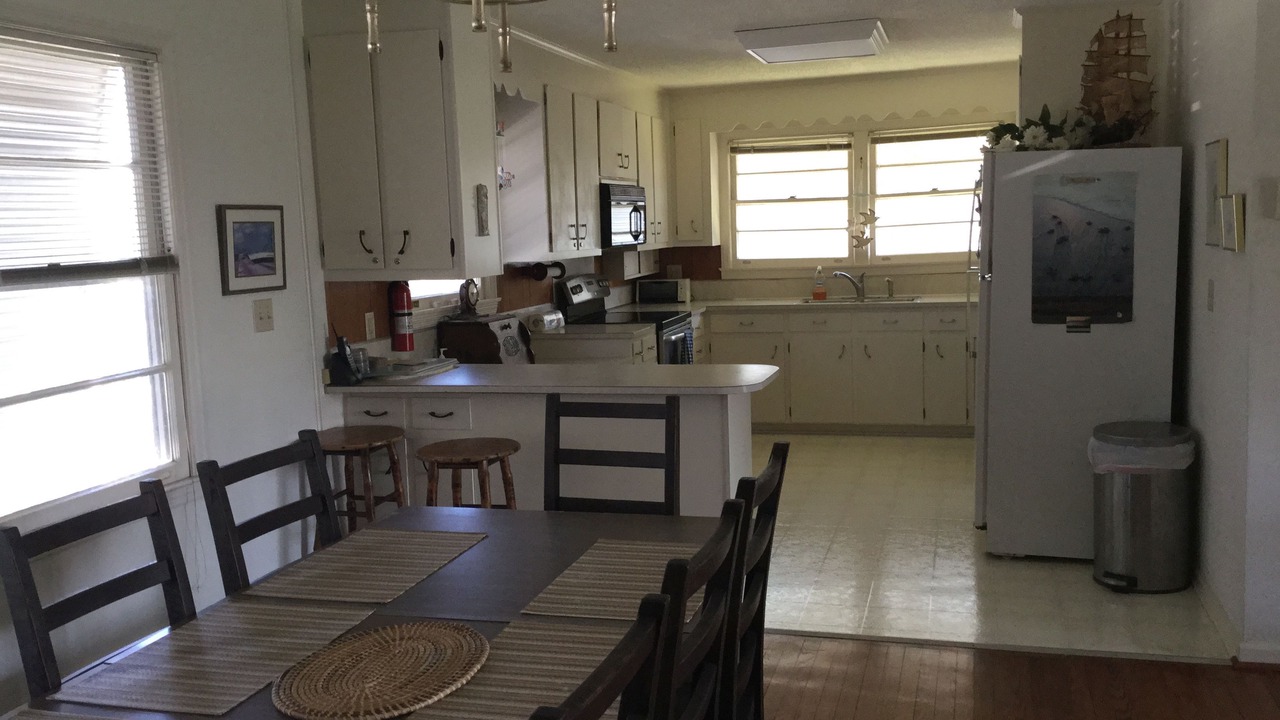Photo of Bedroom in Sullivan's Island