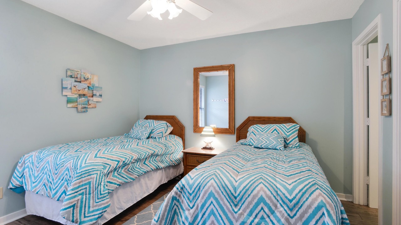 Photo of Bedroom in Oceanmarsh Subdivision