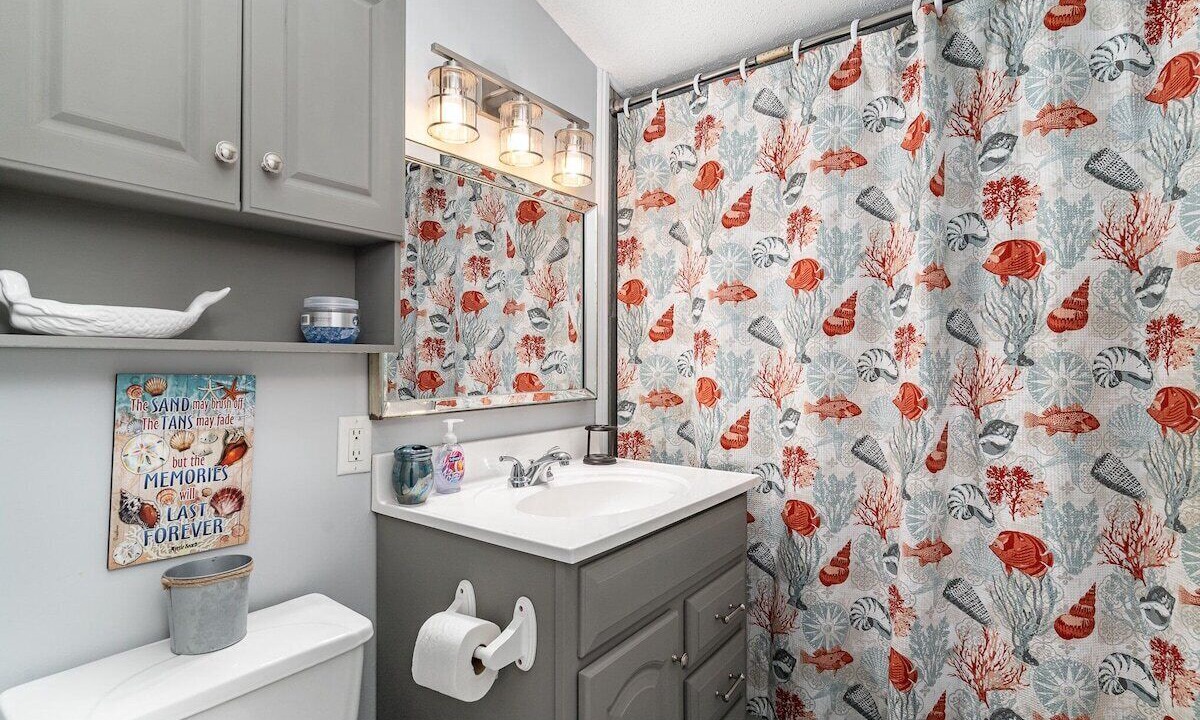 Photo of Bathroom in Surfside Beach