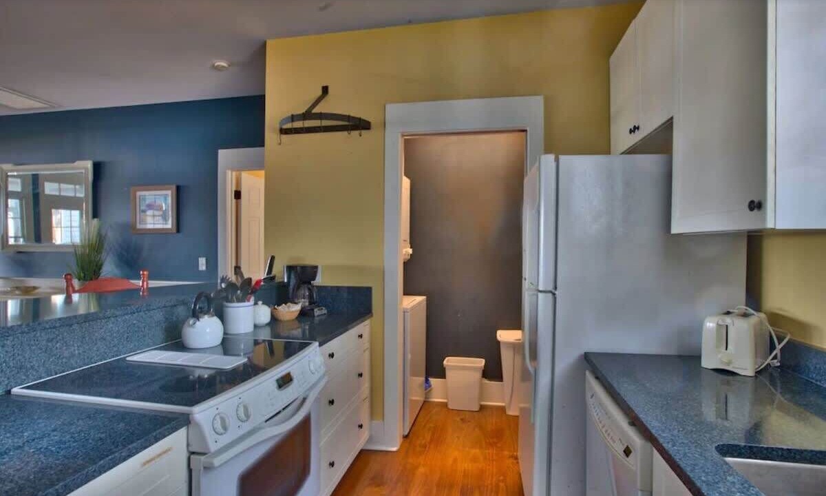 Photo of Kitchen in Melrose on the Beach
