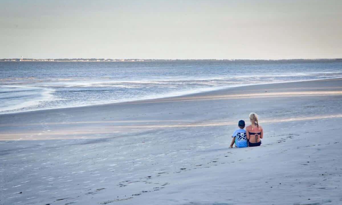 Photo of Others in Melrose on the Beach