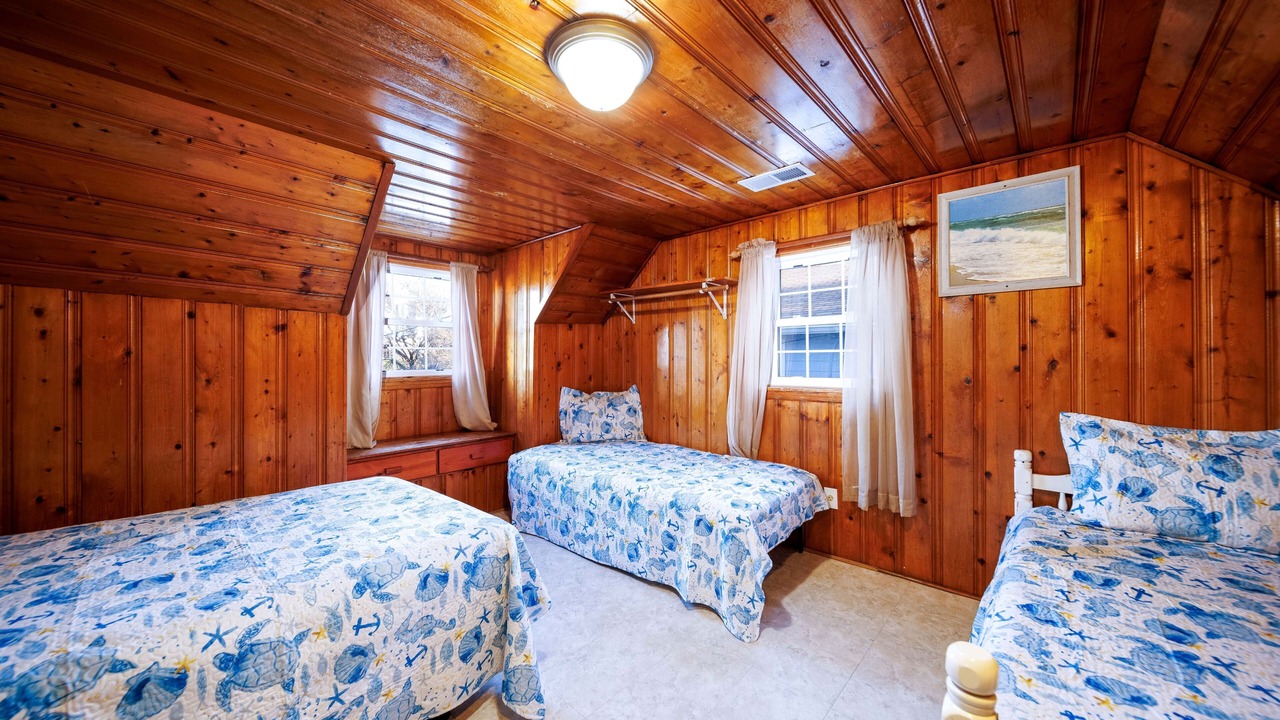Photo of Bedroom in Ocean Drive
