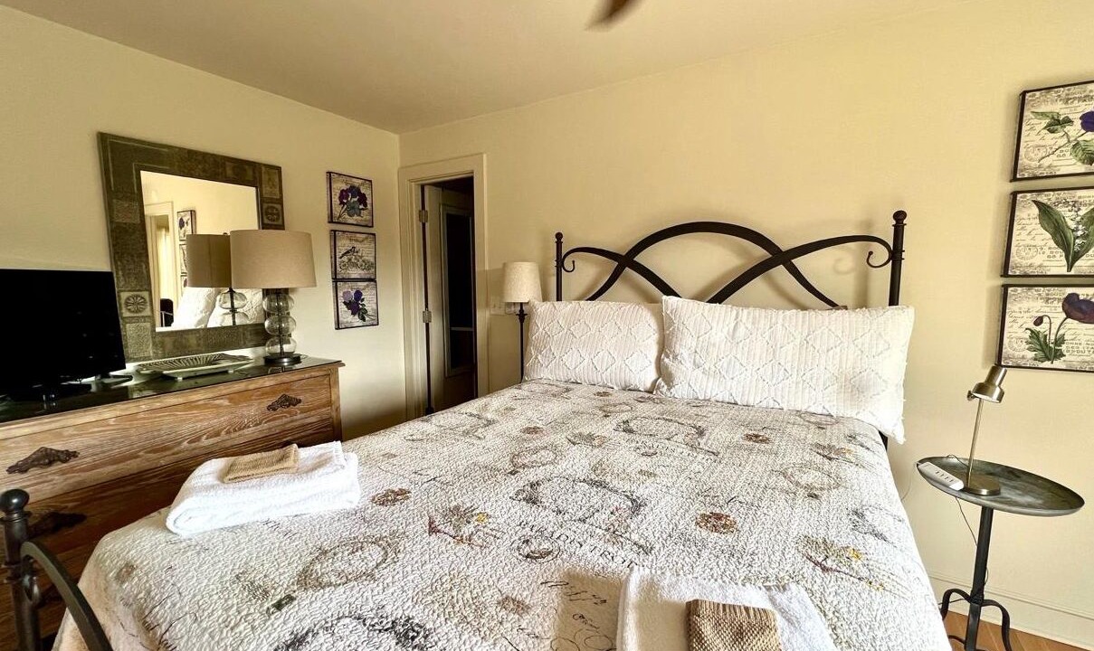 Photo of Bedroom in Sealoft Villas