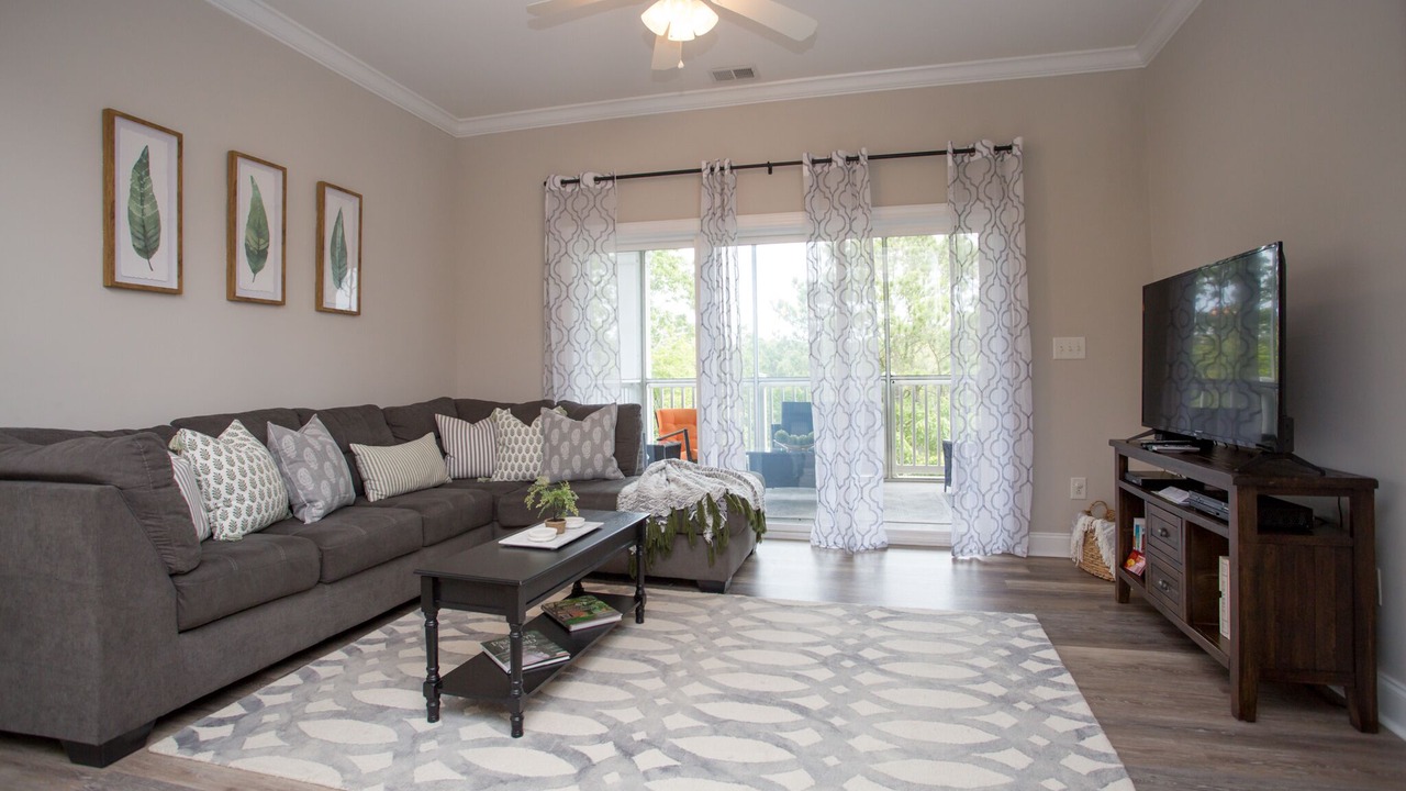 Photo of Livingroom in North Litchfield Beach