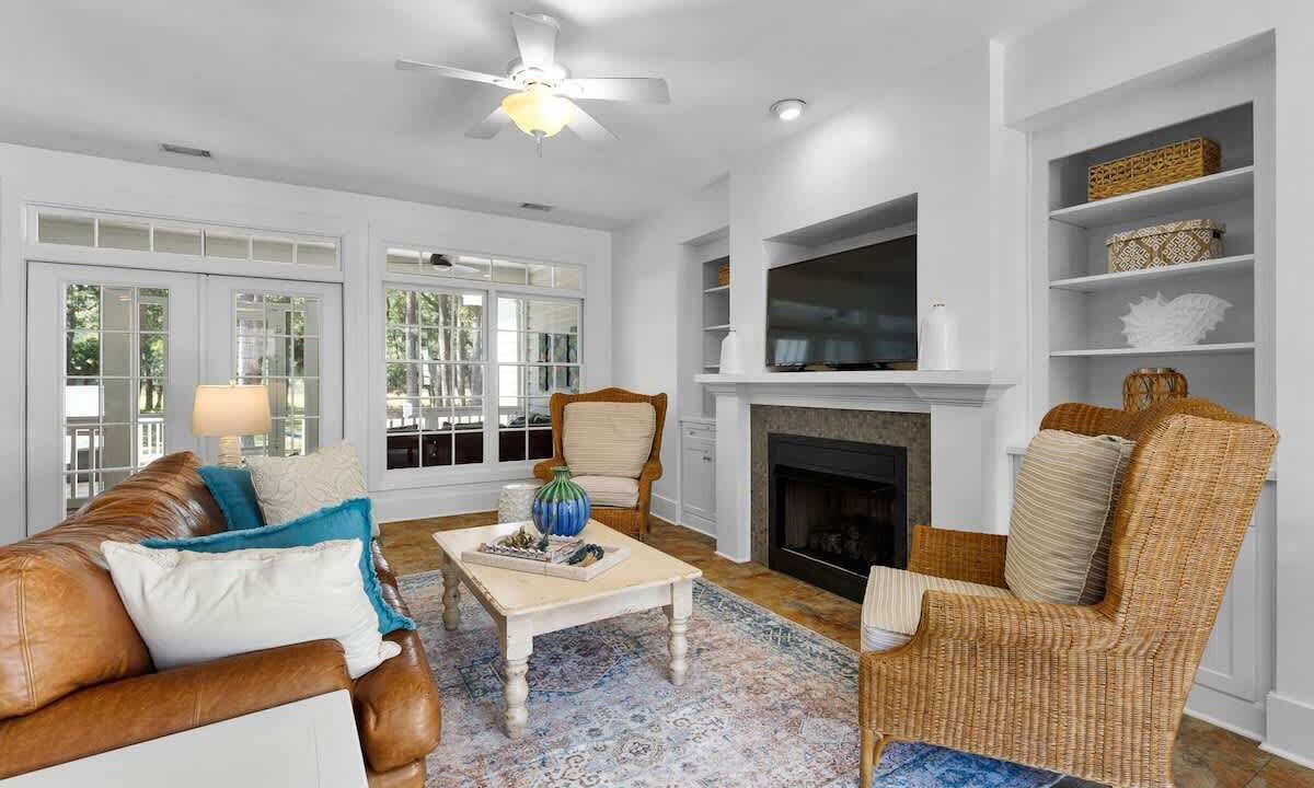 Photo of Livingroom in Melrose on the Beach