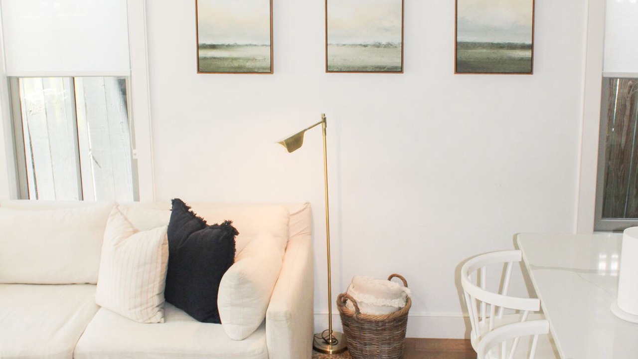 Photo of Livingroom in Cannonborough Elliotborough