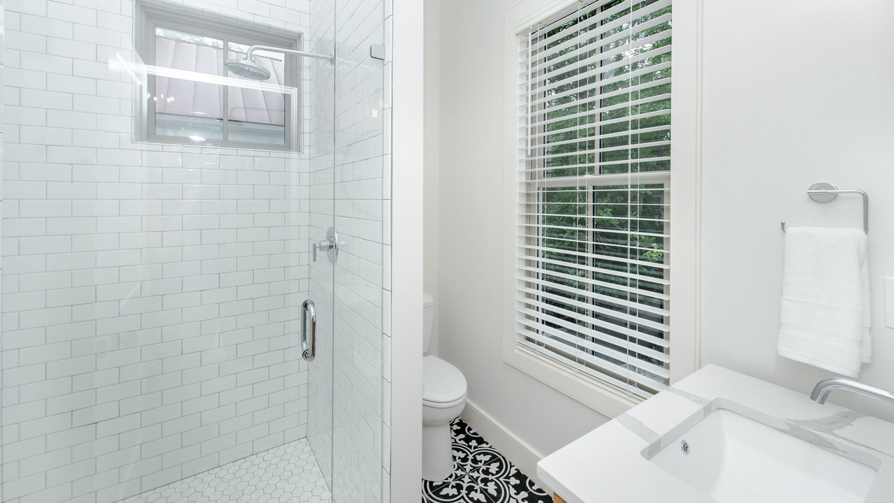 Photo of Bathroom in Cannonborough Elliotborough