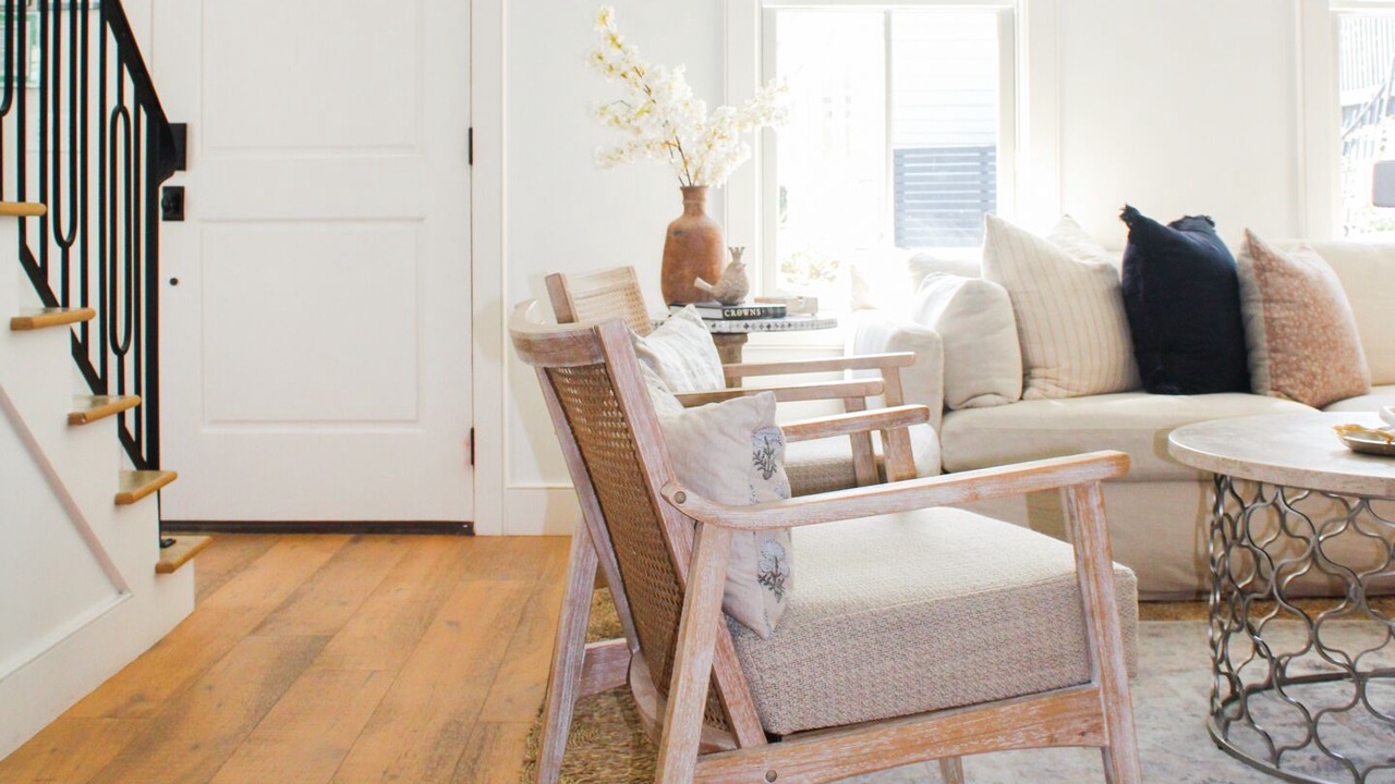 Photo of Livingroom in Cannonborough Elliotborough