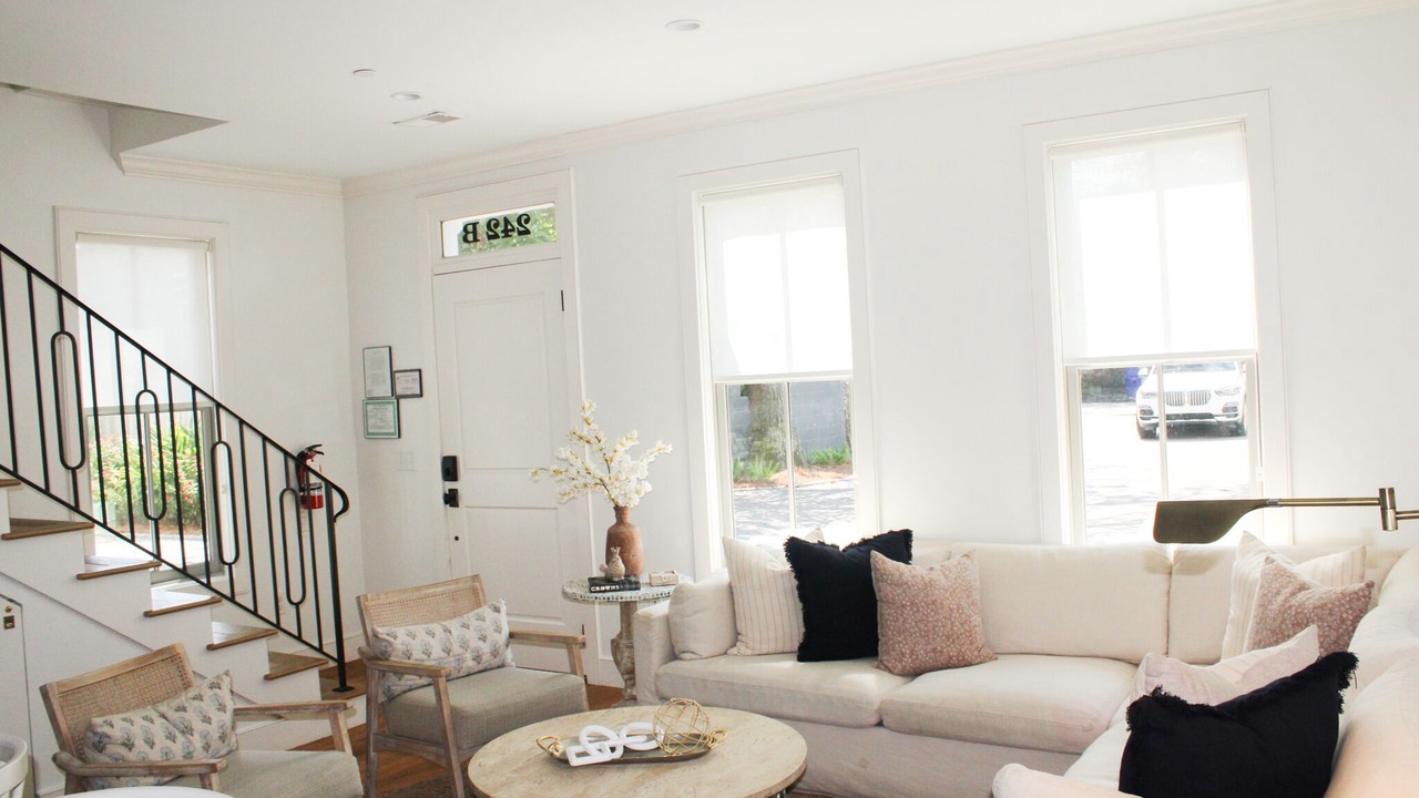 Photo of Livingroom in Cannonborough Elliotborough