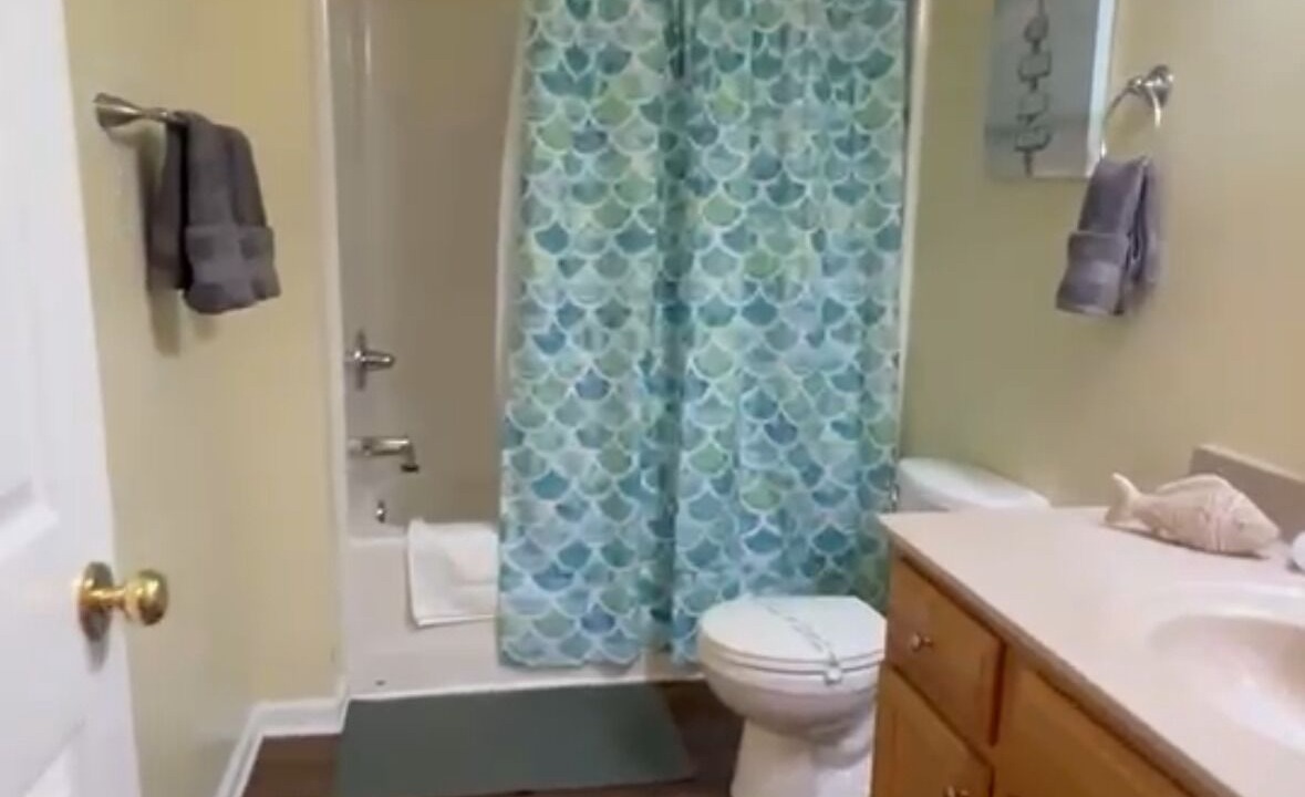 Photo of Bathroom in Windy Hill