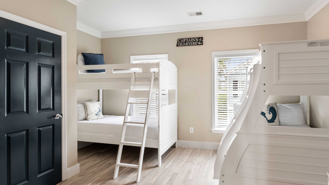 Photo of Bedroom in Waters Edge