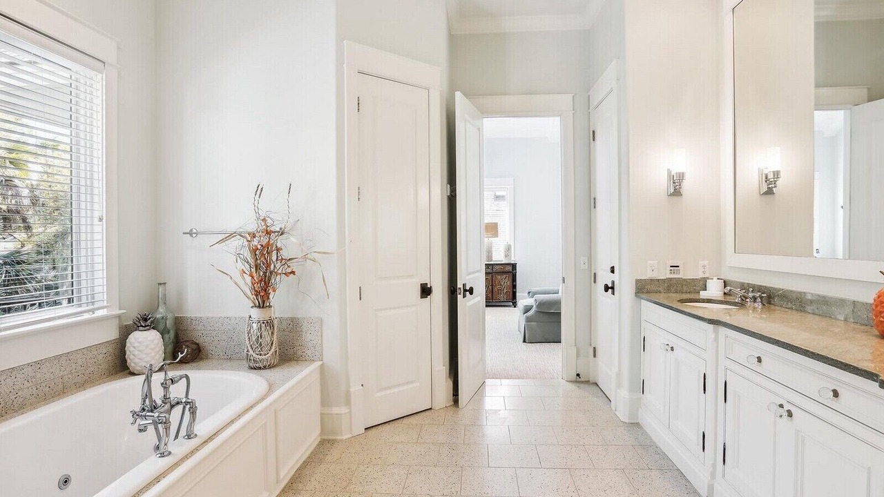 Photo of Bathroom in Oceanside